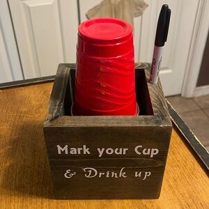 Cup holder box